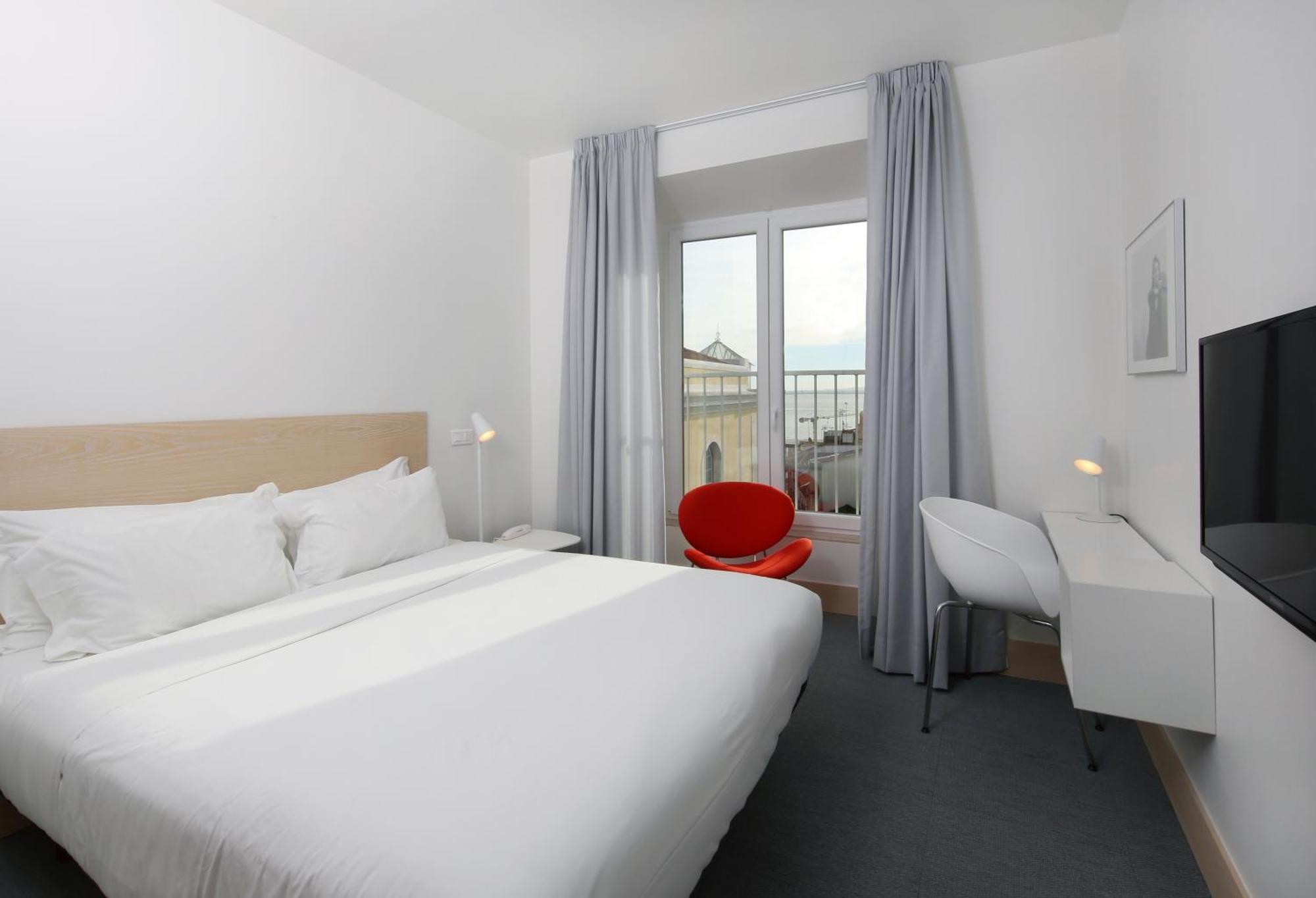 Double Room,437975415:JPEG