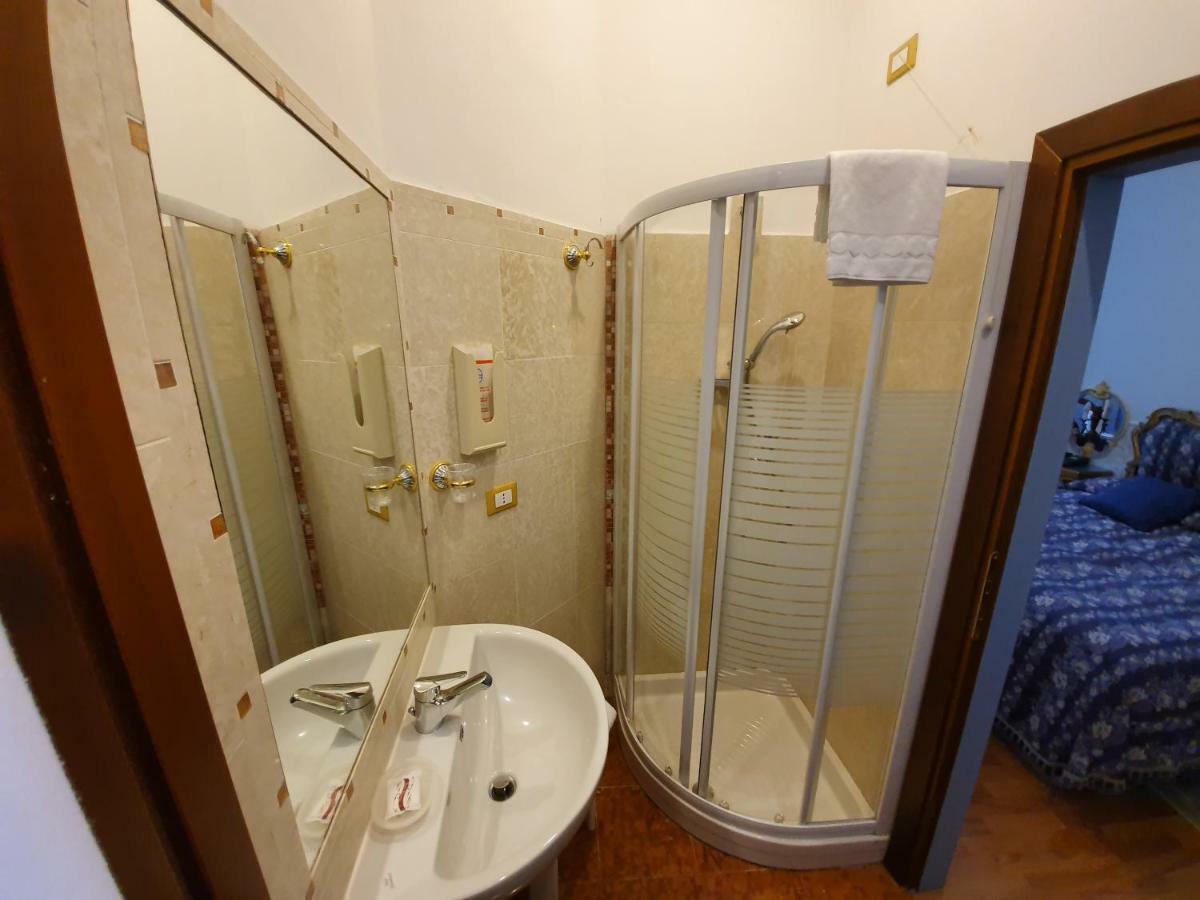 Double Room,1498594864:JPEG