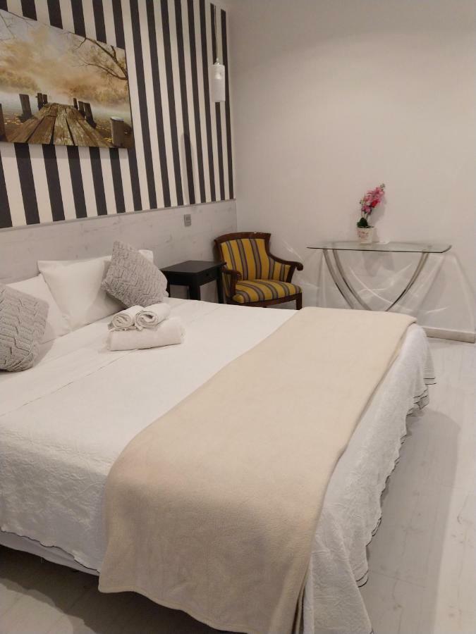 Deluxe Double Room City View