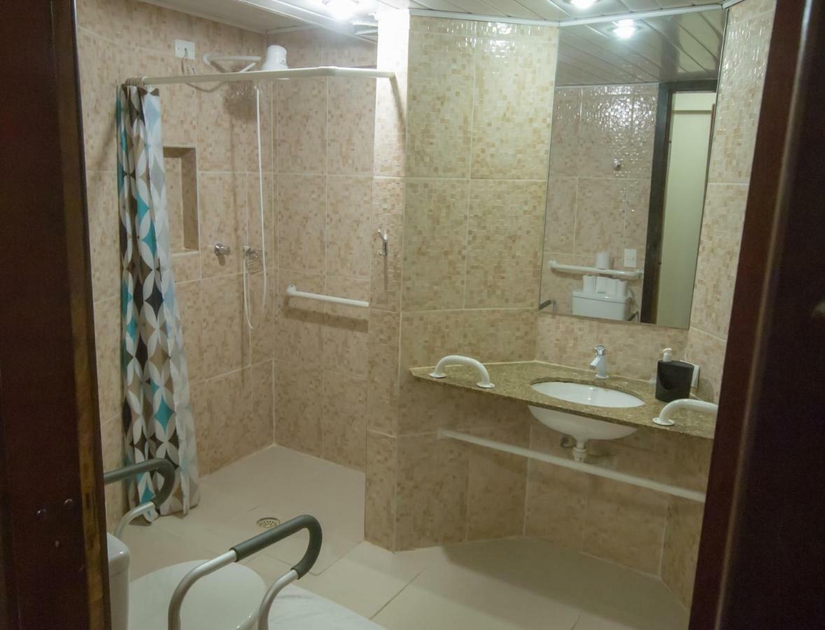 Standard Triple Room 3 Single Beds
