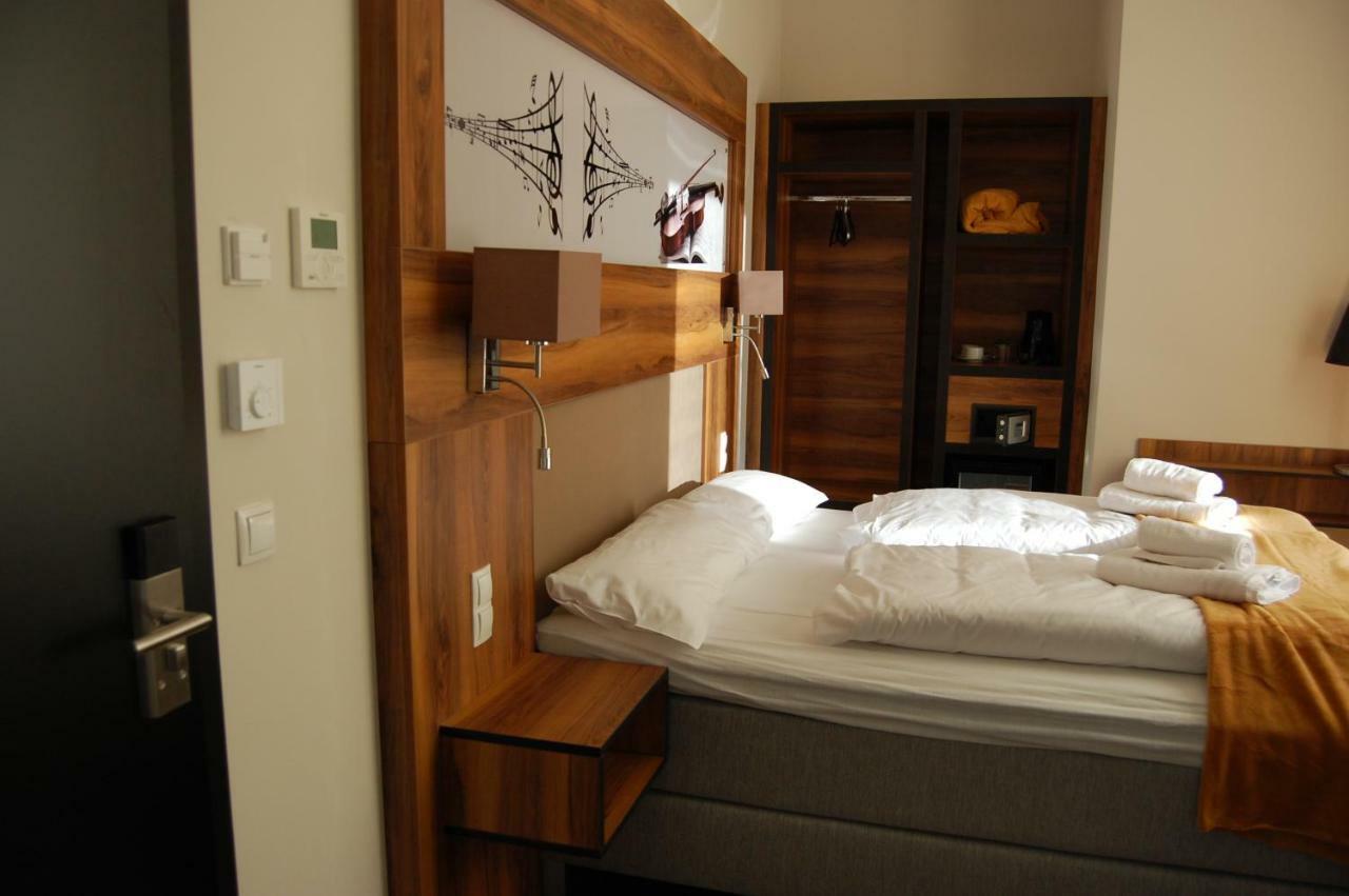 Double Room,723380185:JPEG