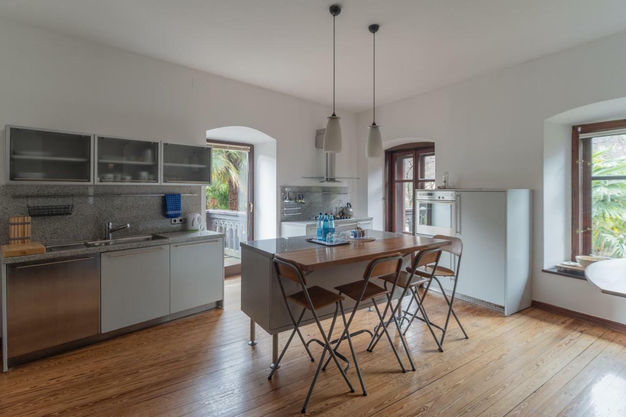 Two-Bedroom Apartment,790807281:JPEG