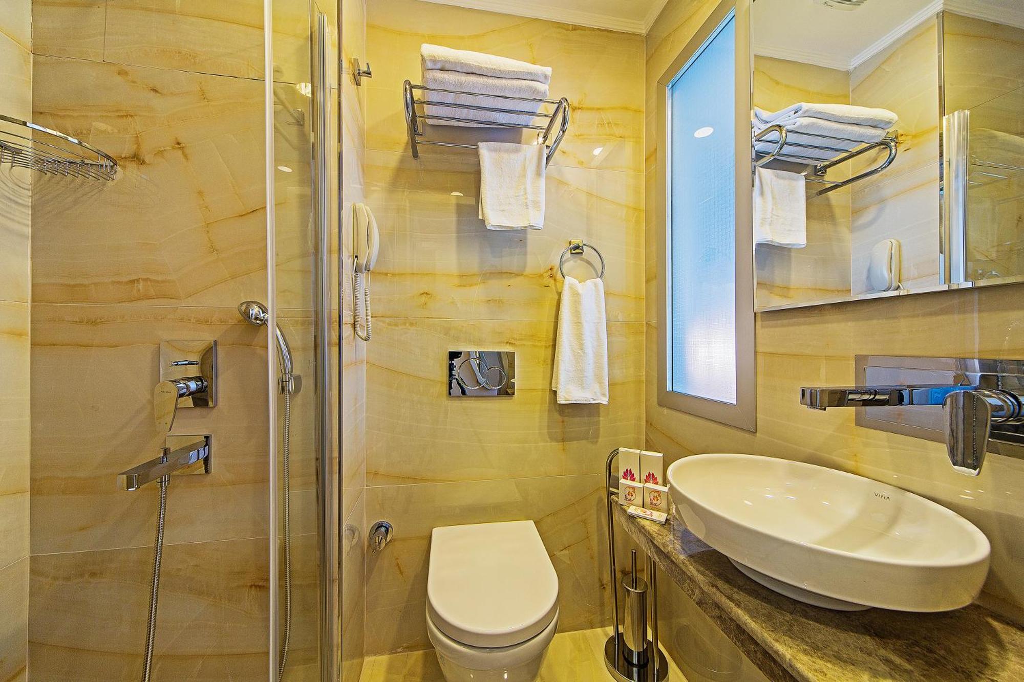 Standard Single Room,525969141:JPEG