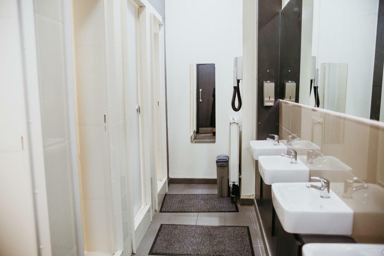 Posto Letto in Dormitorio Misto da 4 Letti con Bagno Privato