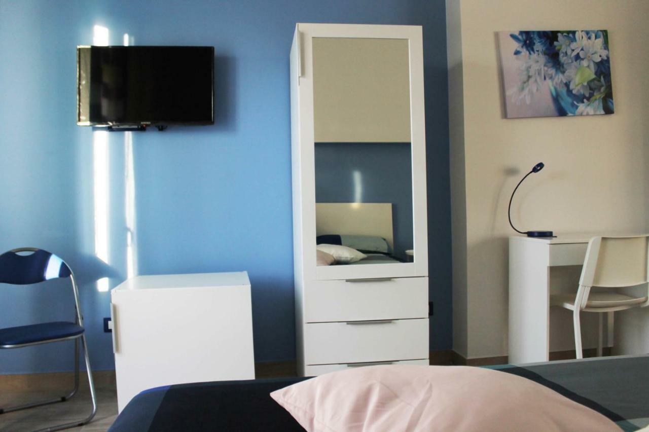 Basic Triple Room,803960070:JPEG