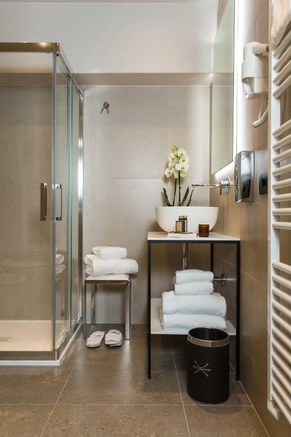 Deluxe Triple Room,805271268:JPEG