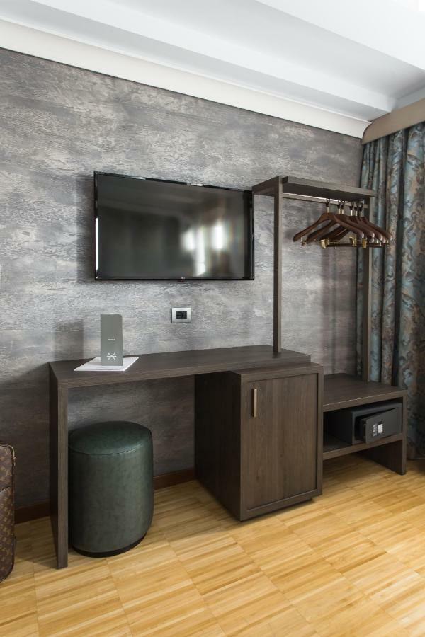 Deluxe Quadruple Room,805270680:JPEG