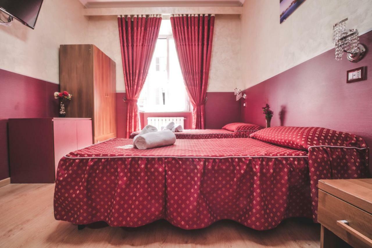 Double Room,807260130:JPEG