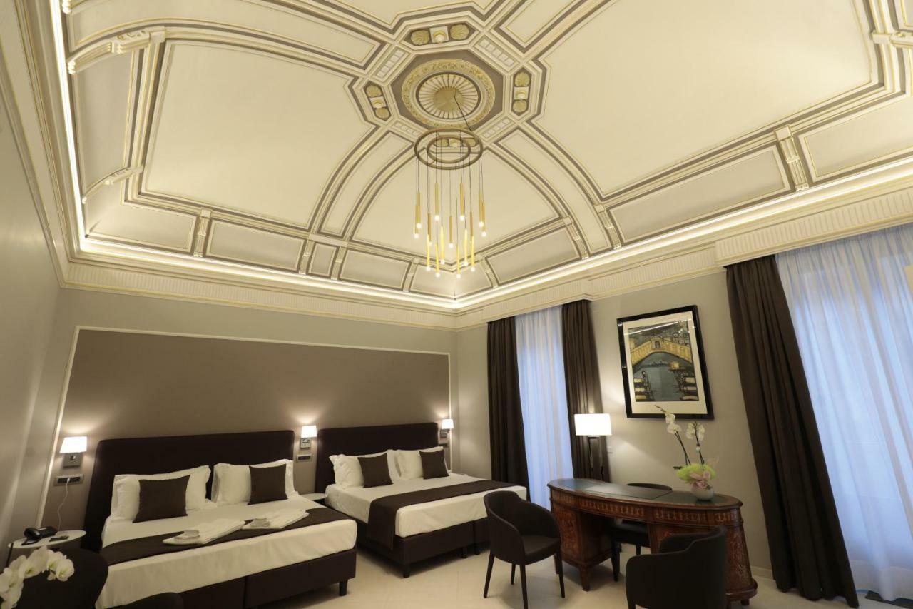 Executive Queen Room Two Queen Beds,1089527566:JPEG