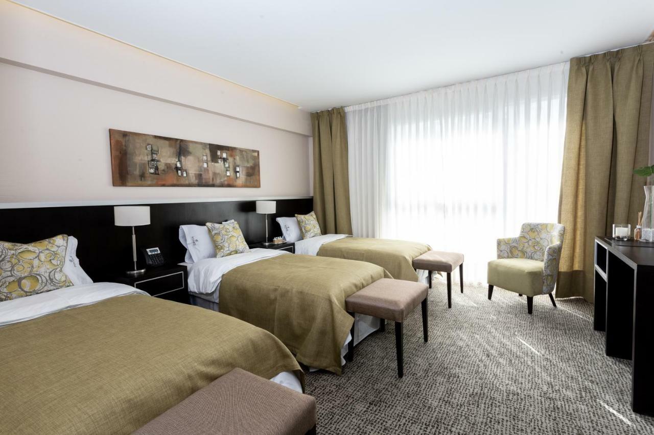 Executive Triple Room,1705061198:JPEG