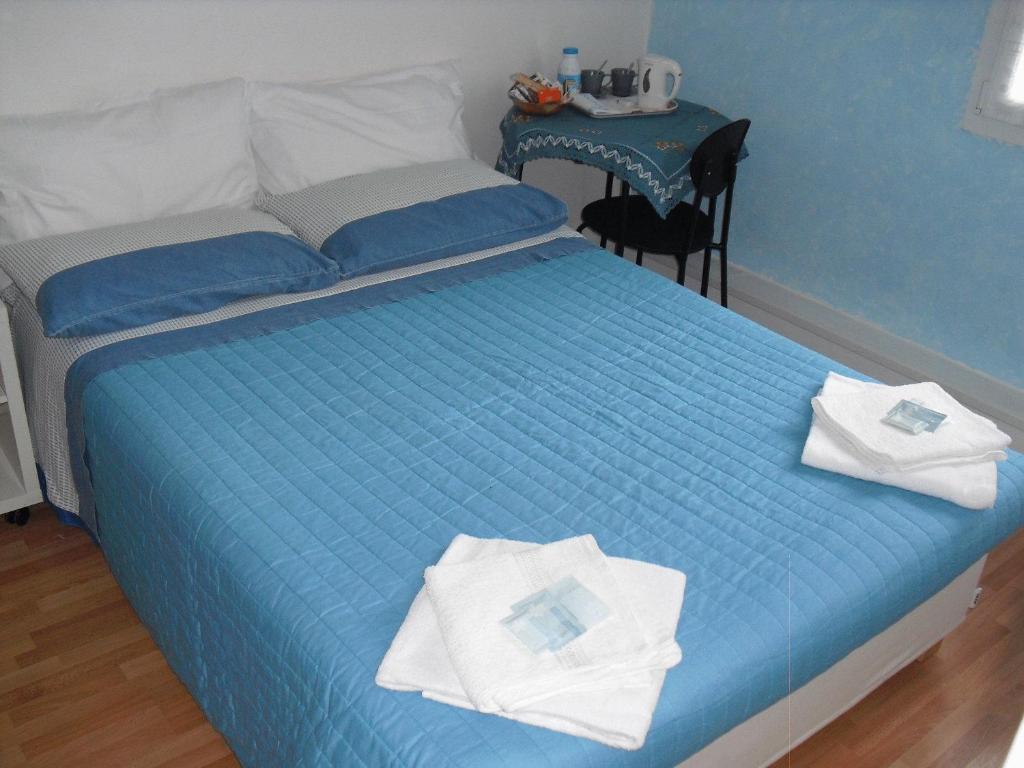 Basic Double Room,1005618985:JPEG