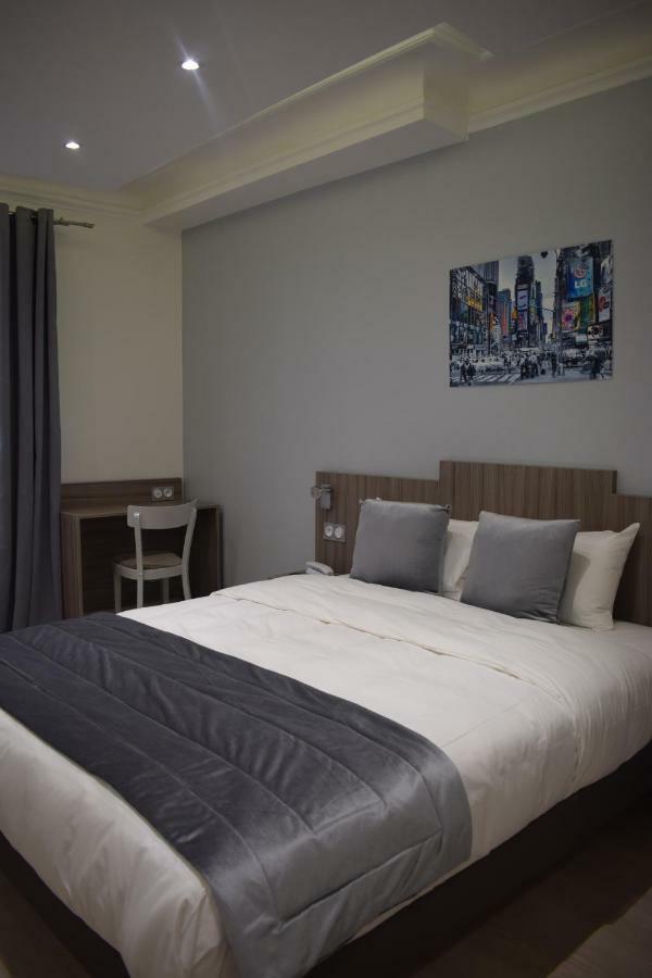 Quarto Triplo Standard