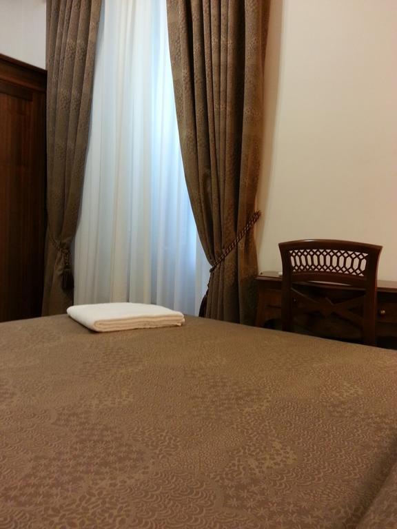 Double Room,81235980:JPEG