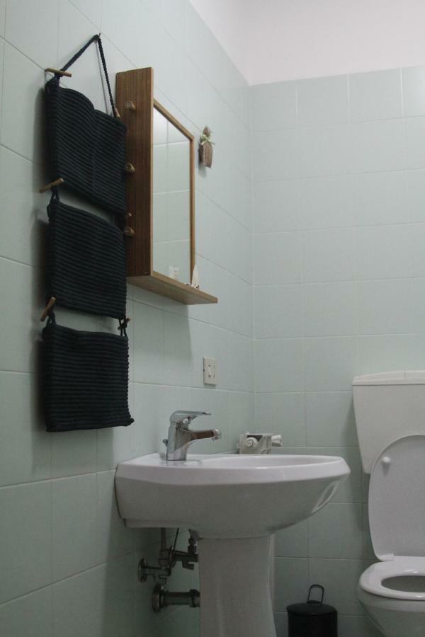Budget Double or Twin Room,813840605:JPEG