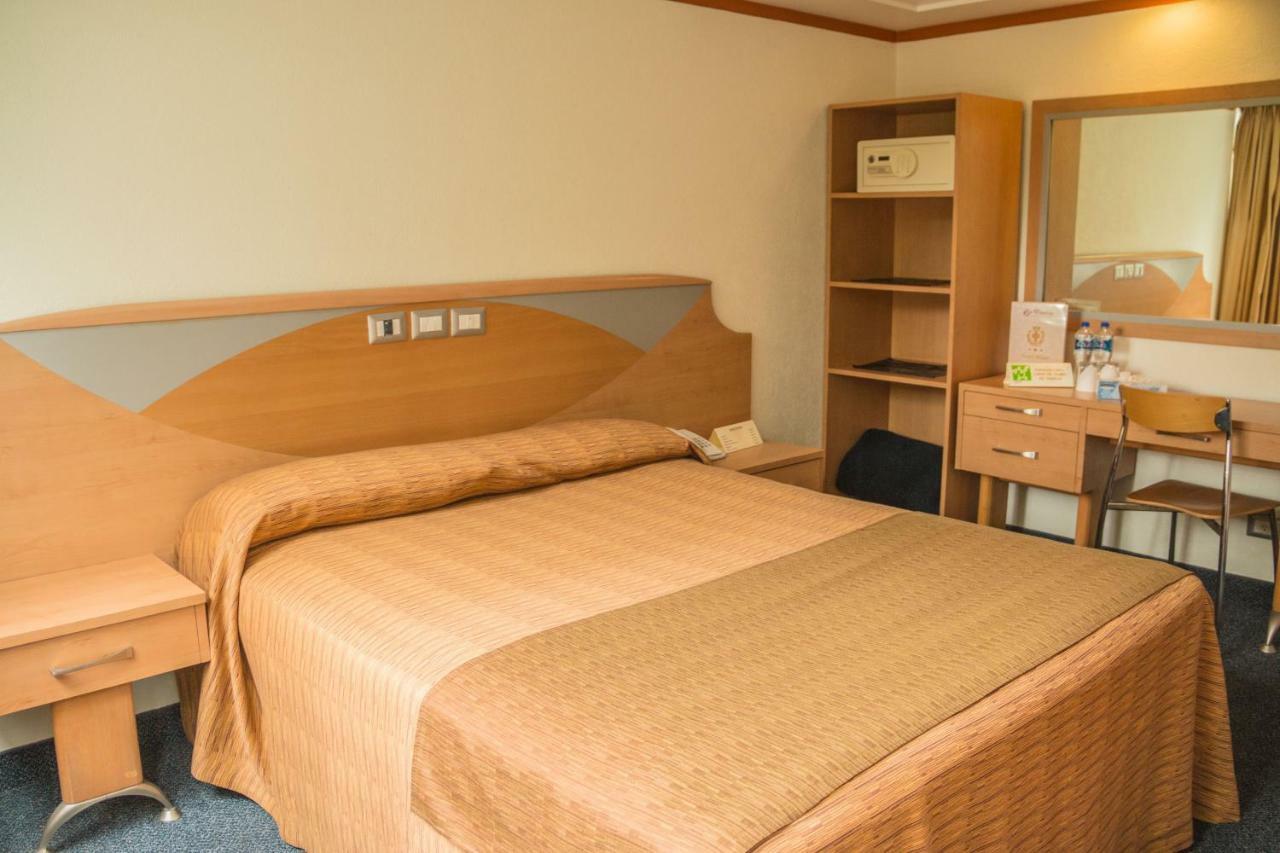 Double Room,813850625:JPEG