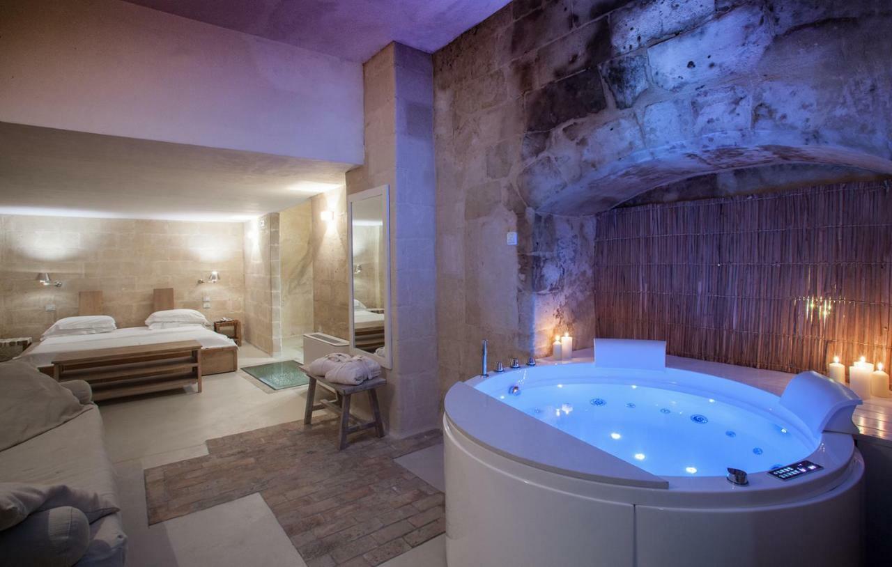 Superior Double Room Hot Tub,971959432:JPEG