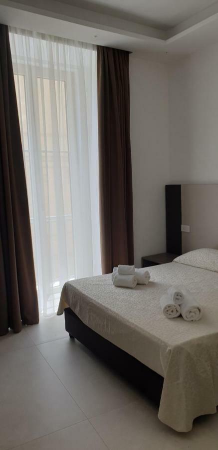 Deluxe Double Room Balcony,815639735:JPEG