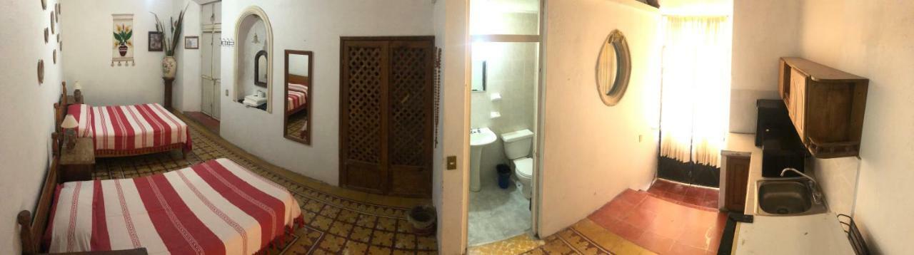 Habitación Doble con baño - 2 camas