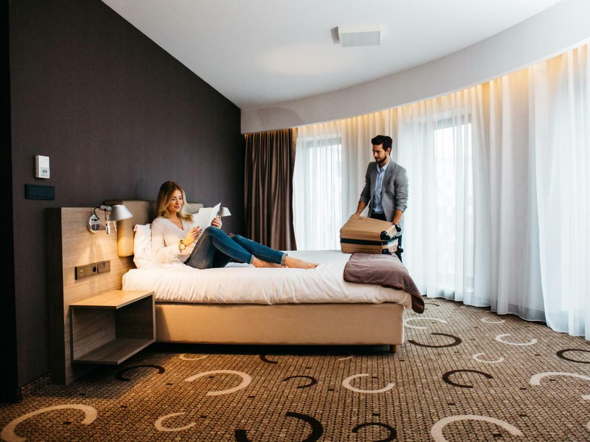 Junior Suite,1212240199:JPEG