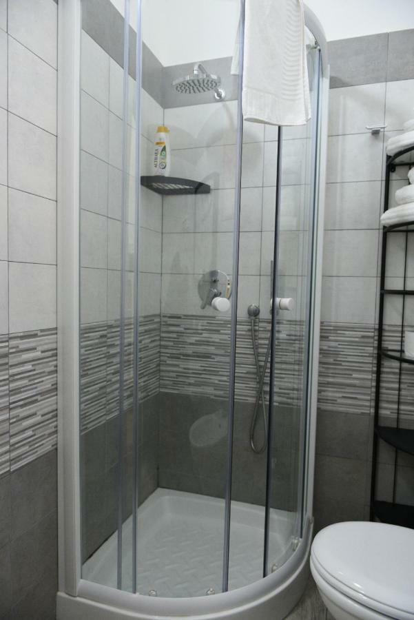 Triple Room,819388082:JPEG