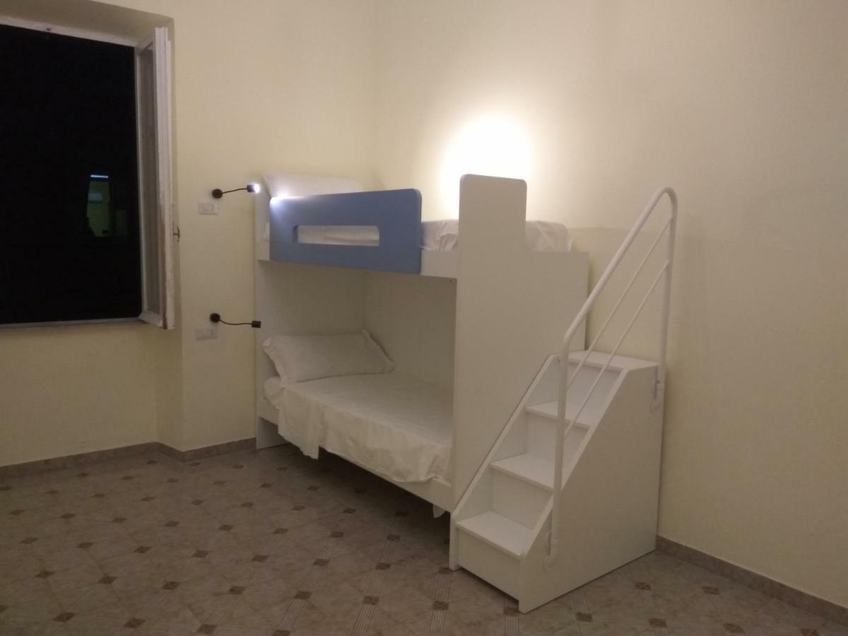 Bed 4-Bed Mixed Dormitory Room,819642221:JPEG