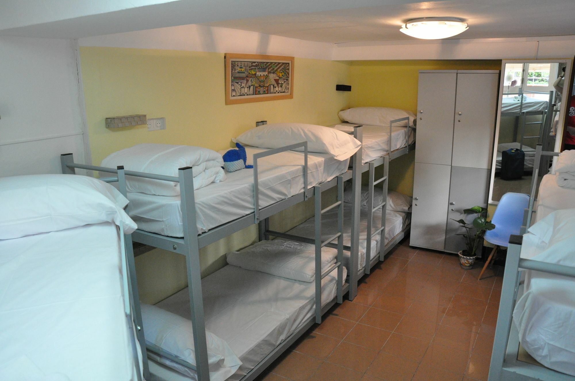 Bed 8-Bed Female Dormitory Room,820424720:JPEG