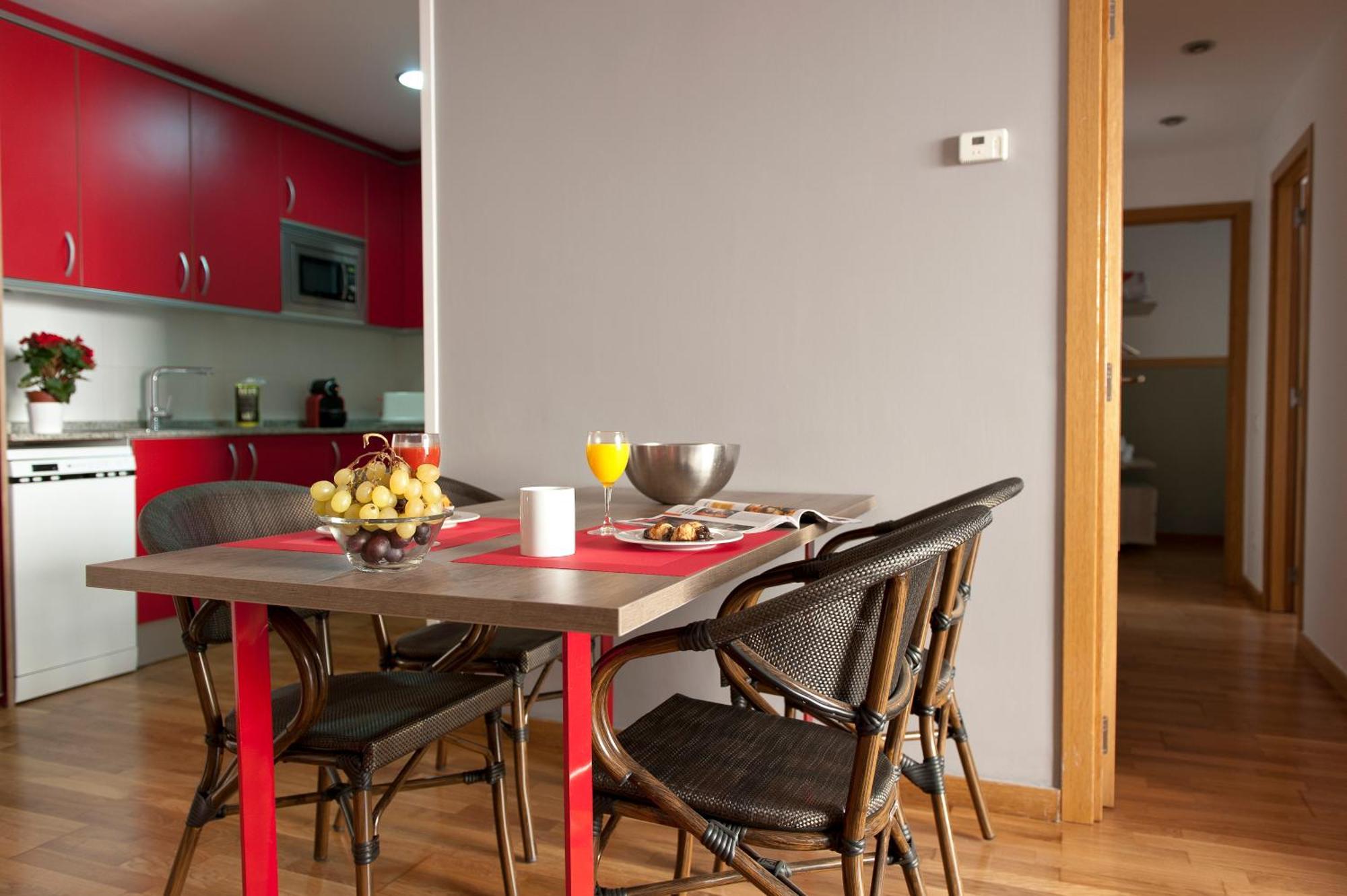 Two-Bedroom Apartment,820639079:JPEG