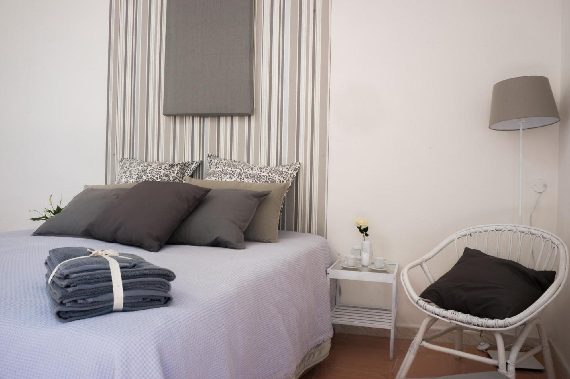 Double Room,128027118:JPEG