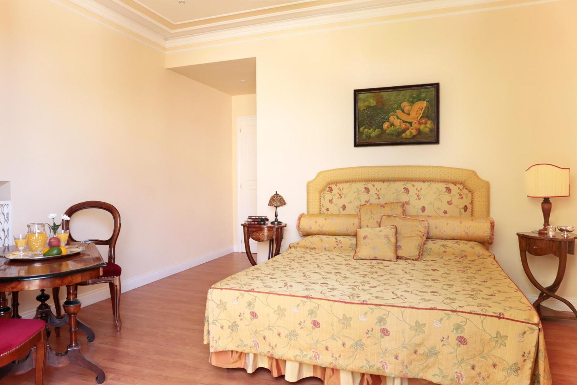 Triple Room,1216088410:JPEG