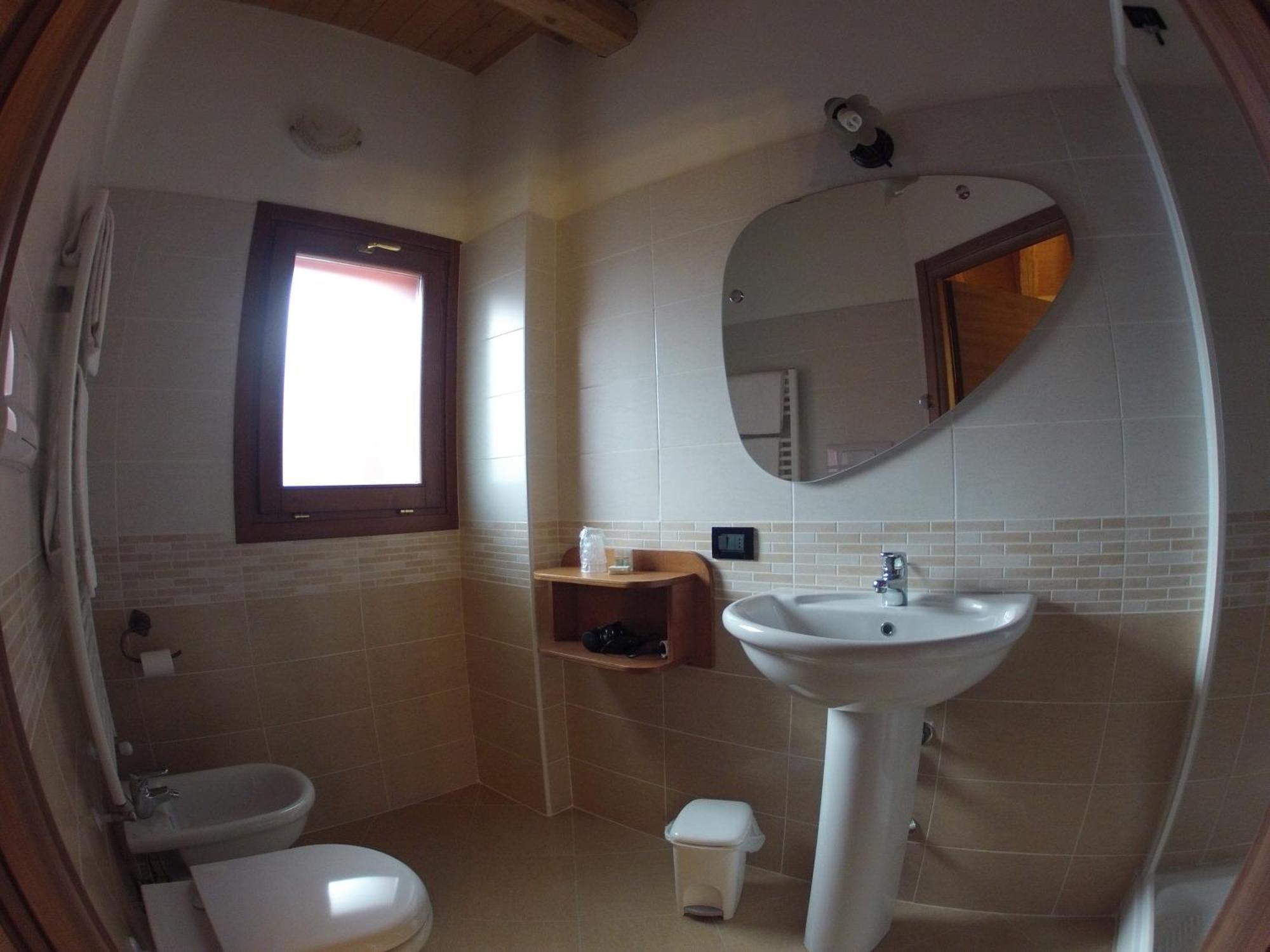 Double Room Private Bathroom,1009879336:JPEG
