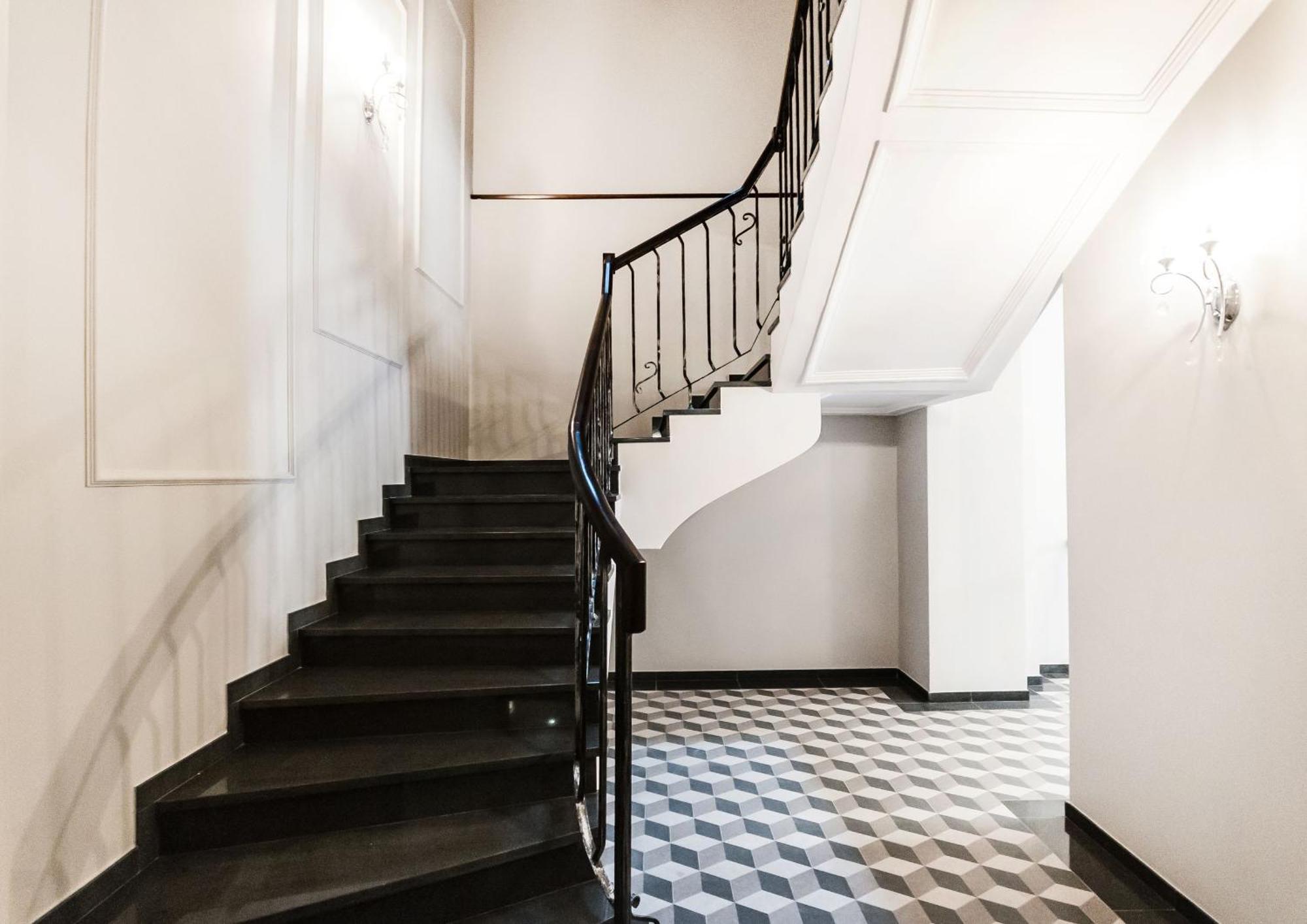 Duplex Apartment,825166616:JPEG