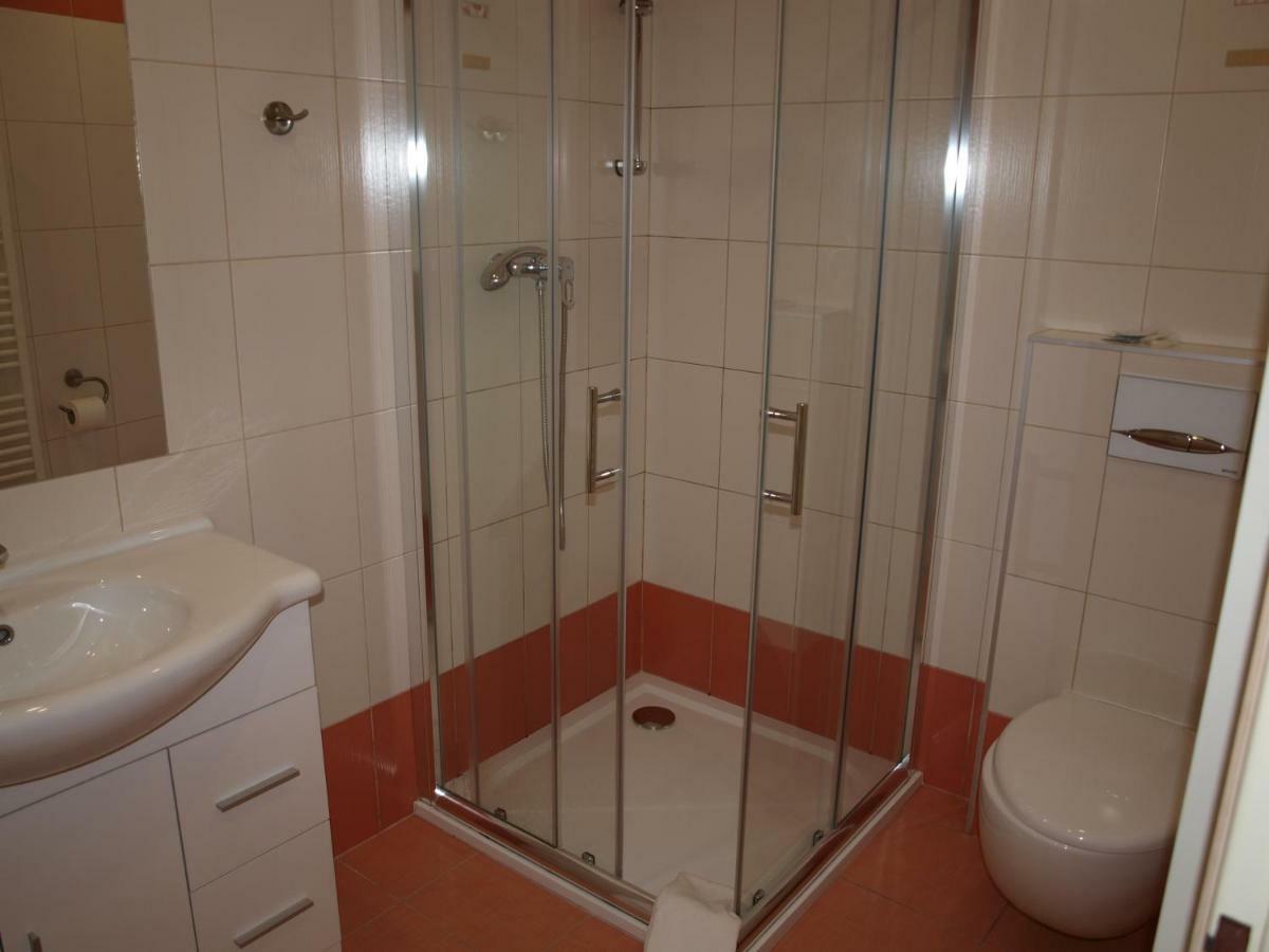 Twin Room,943719289:JPEG