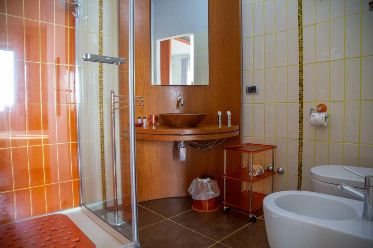 Double or Twin Room Garden View