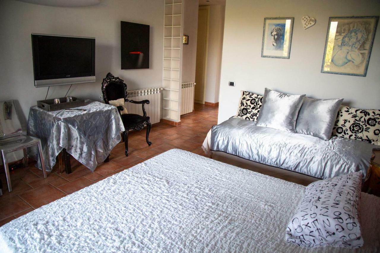 Suite con vasca doccia e balcone