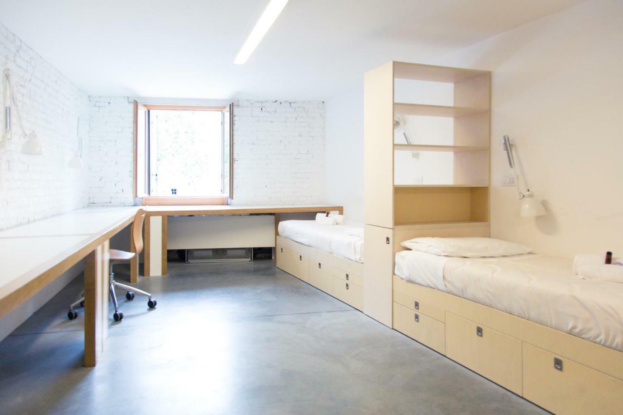 Single Bed Female Dormitory Room,1122113484:JPEG