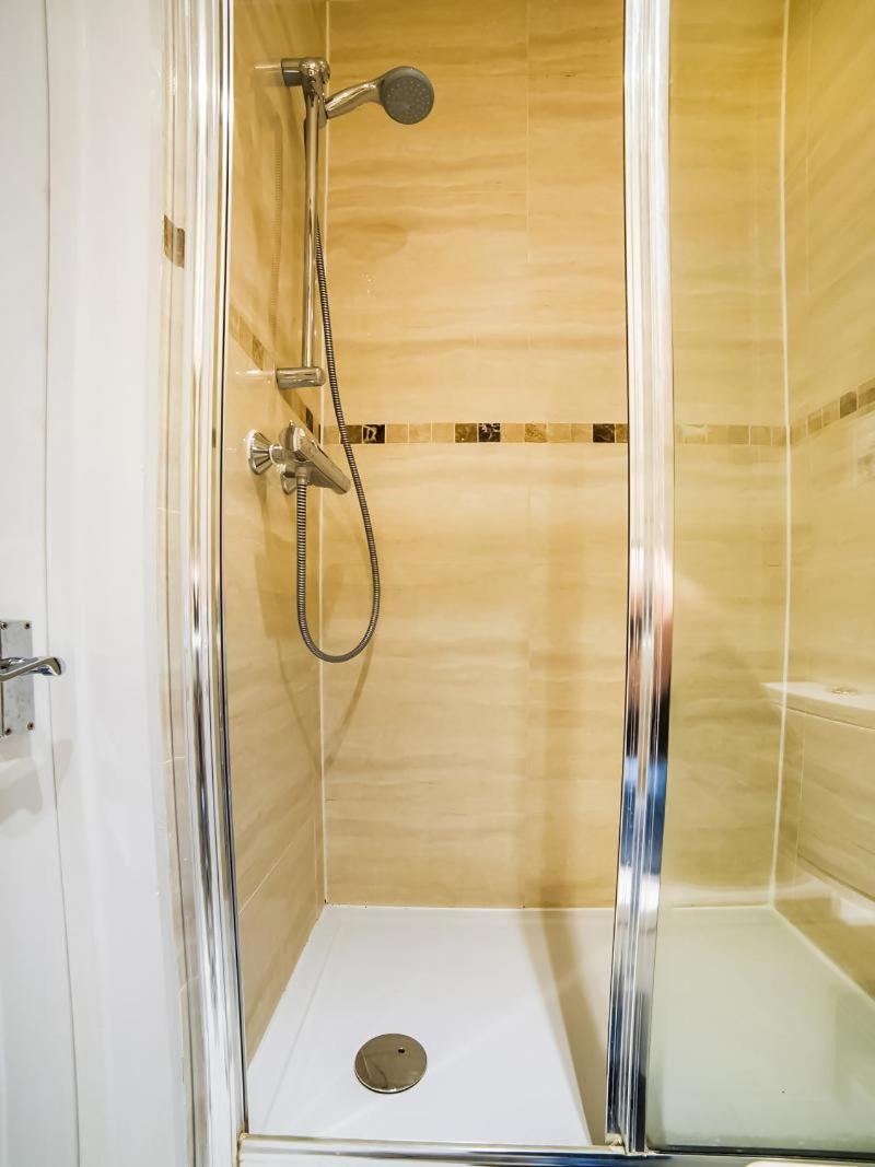 Superior Single Room,833352989:JPEG