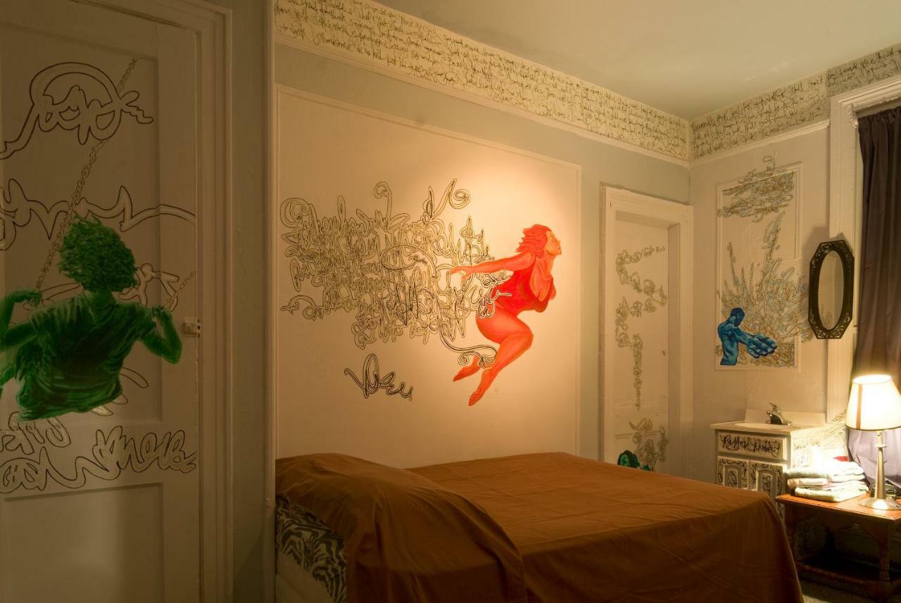 Triple Room,834167726:JPEG