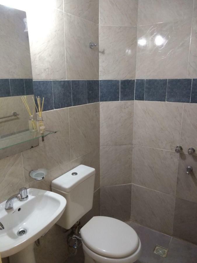 Single Room Private Bathroom,1237346056:JPEG
