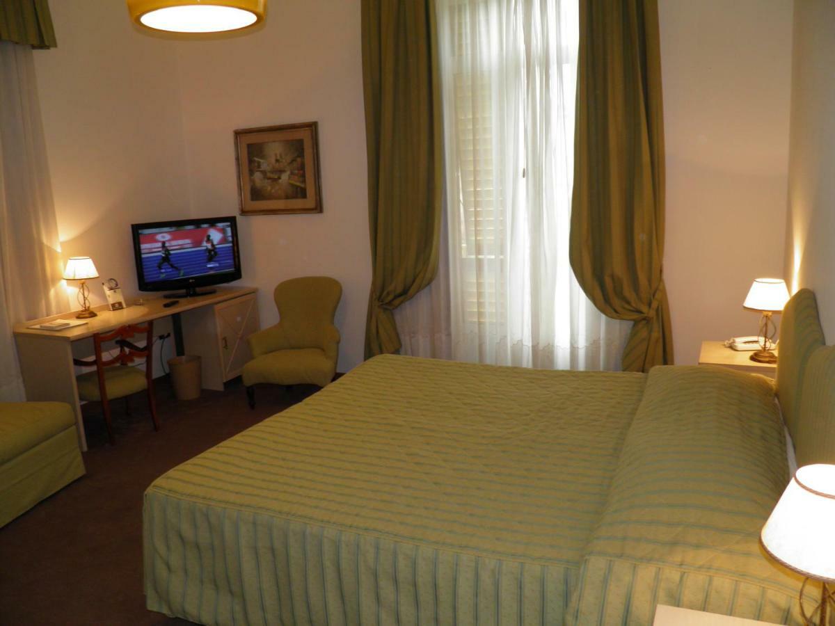 Quadruple Room,835587170:JPEG