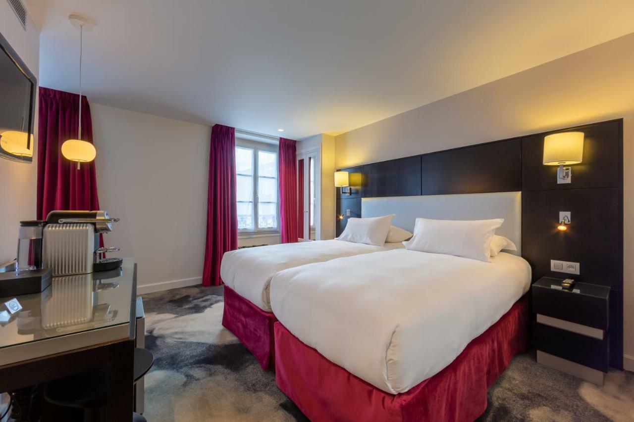 Triple Room Bath,835919423:JPEG