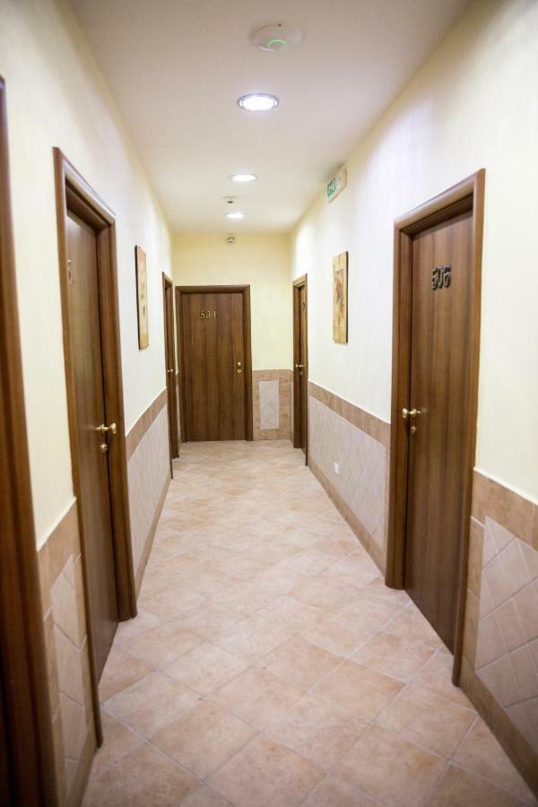 Single Room Private Bathroom