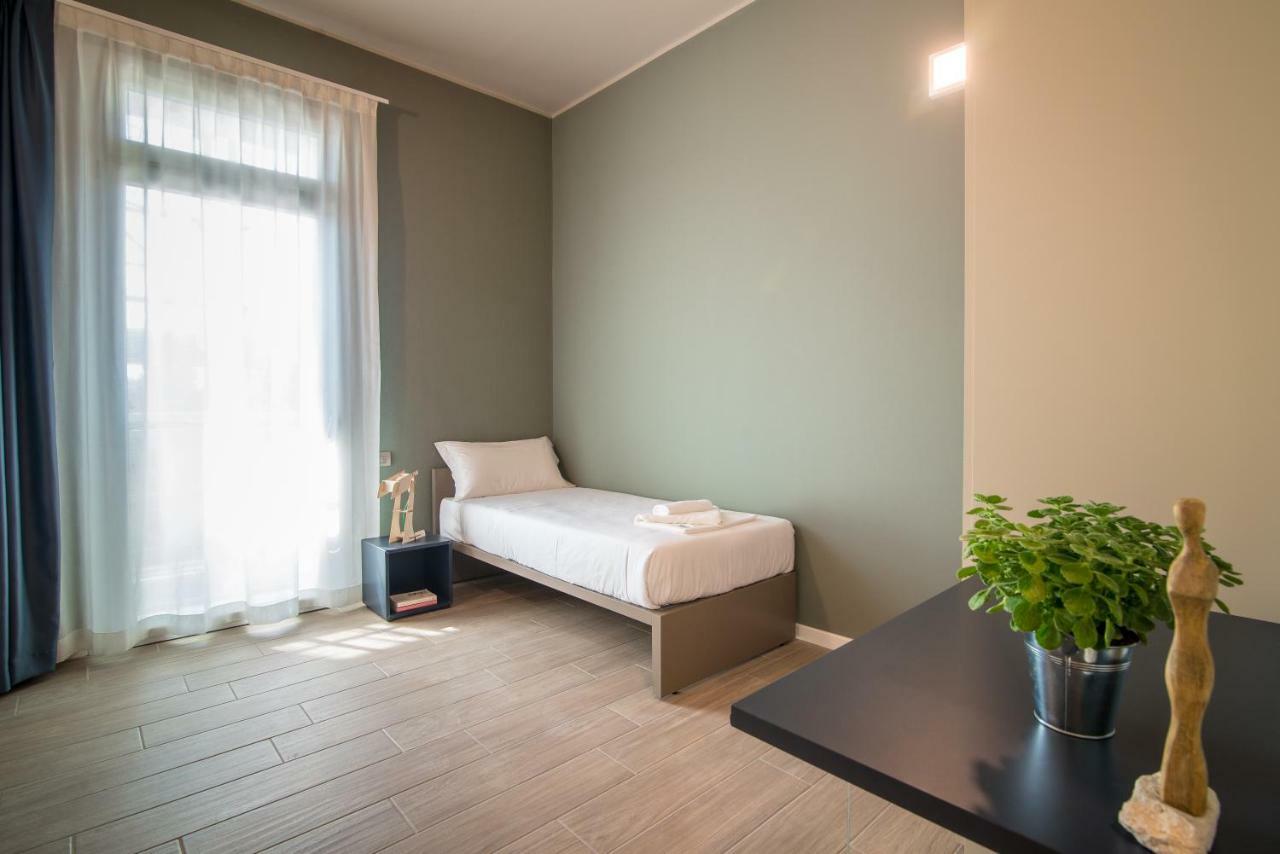 Single Room,1295746846:JPEG