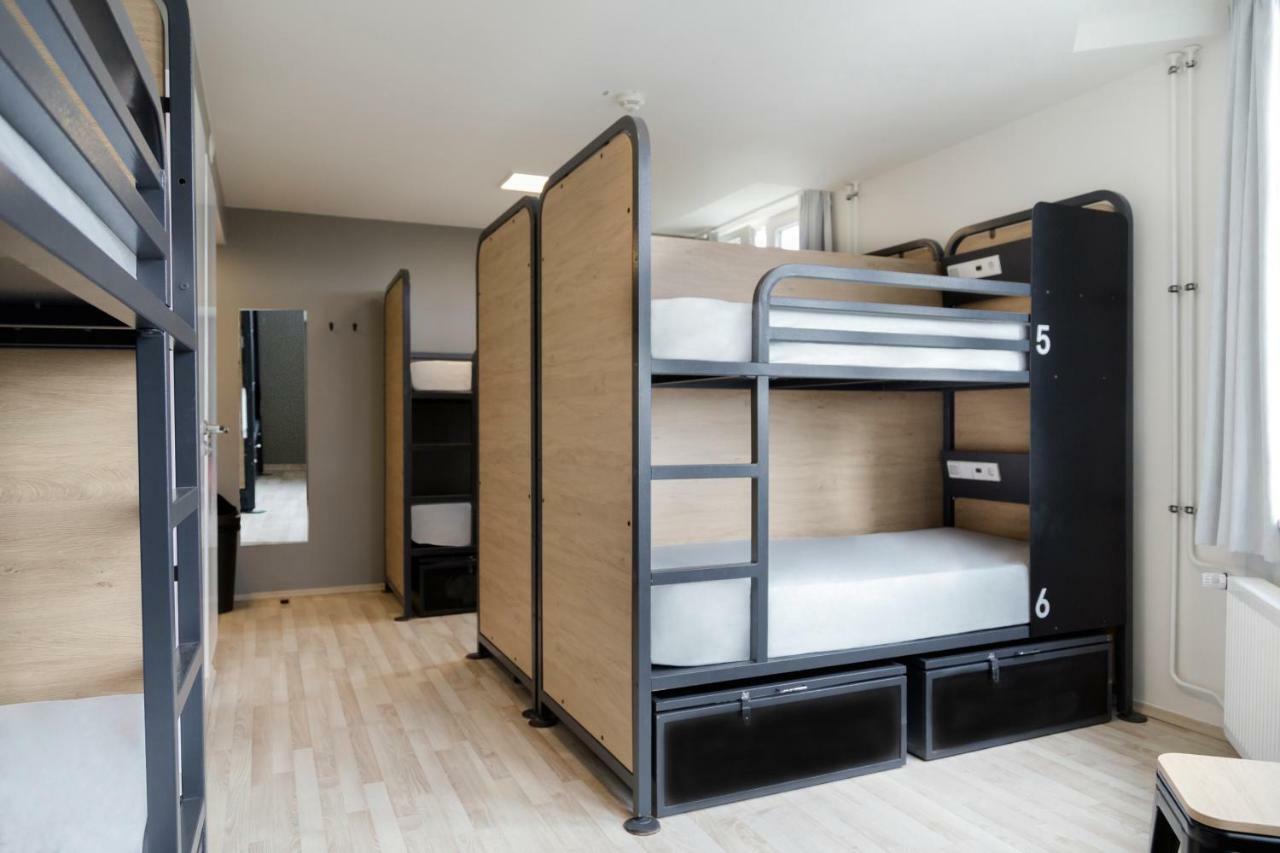 Bett im gemischten Schlafsaal mit 8 Betten