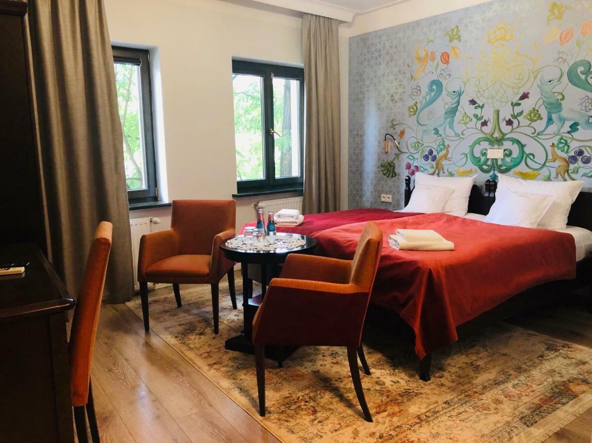 Two-Bedroom Apartment,1277018176:JPEG