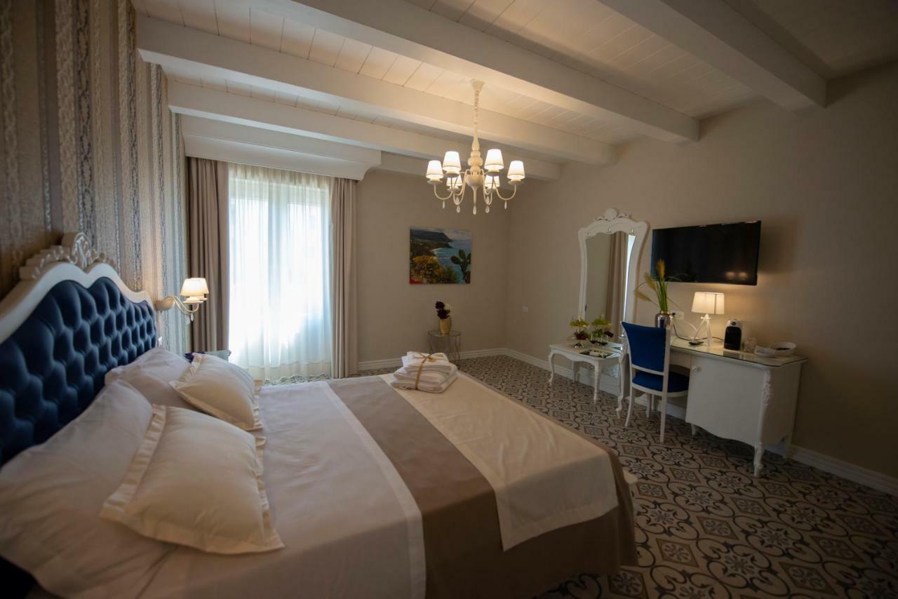 Superior Double Room,838328282:JPEG