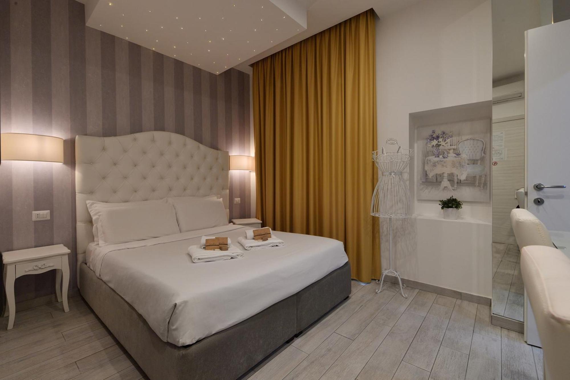 Superior Double or Twin Room,843179699:JPEG