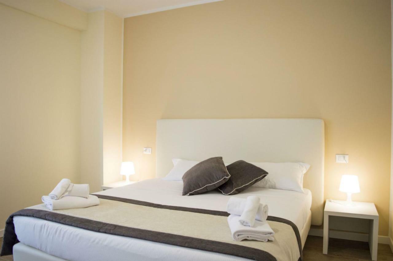 Deluxe Double Room,843341051:JPEG