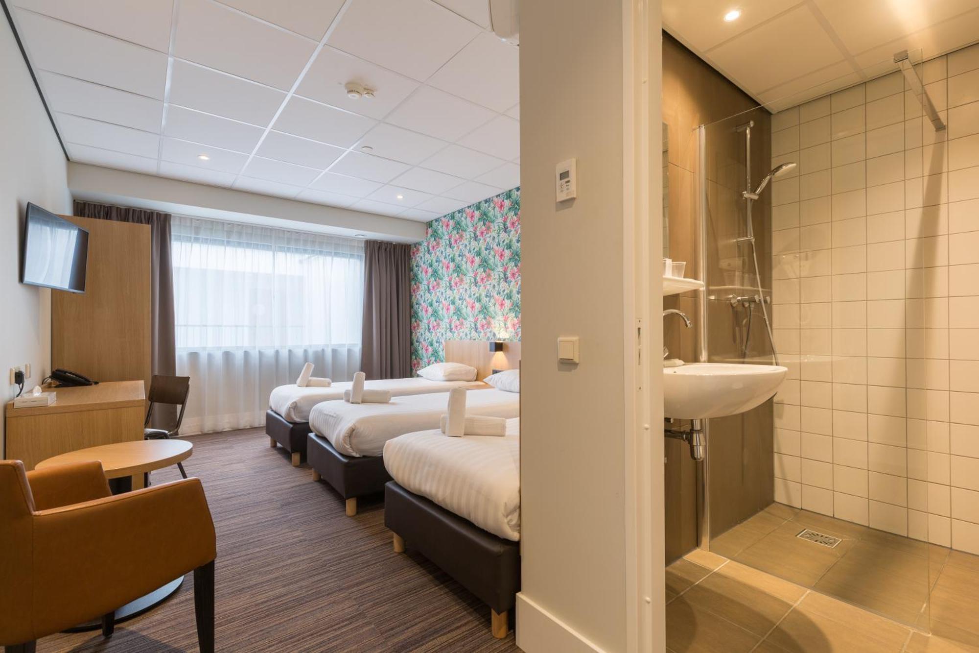 Comfort Triple Room Three Single Beds Non-Smoking,843695873:JPEG