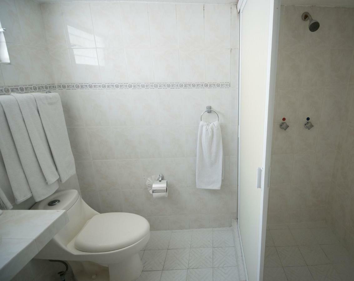 2 Double beds Room,1517675302:JPEG