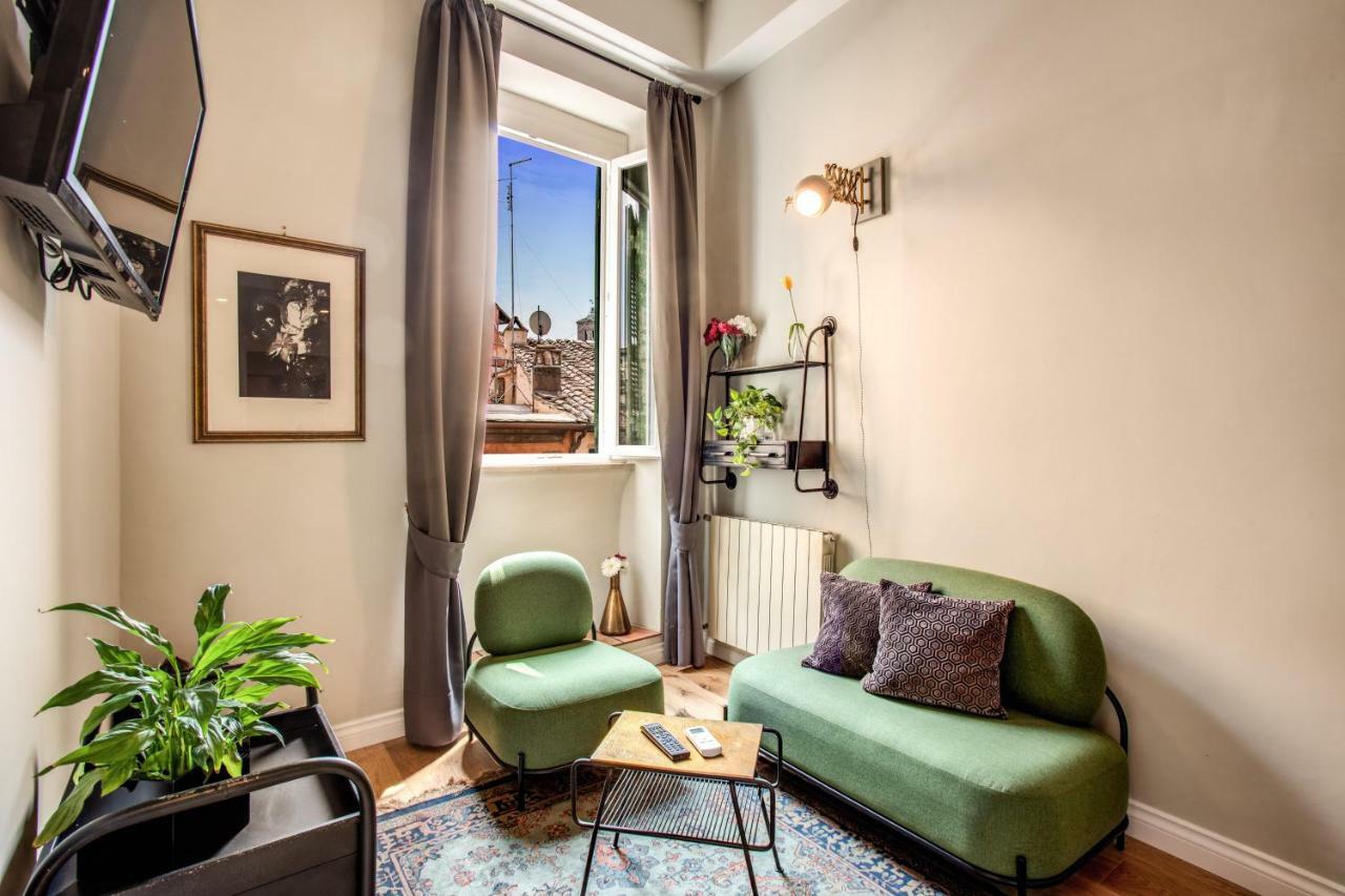 Two-Bedroom Apartment Separate Building Address Vicolo del Cinque n12